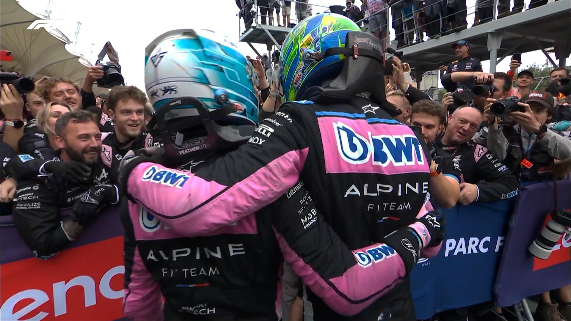 爱游戏APP-阿斯顿马丁轻取雷诺车队，维斯塔潘扛起全队