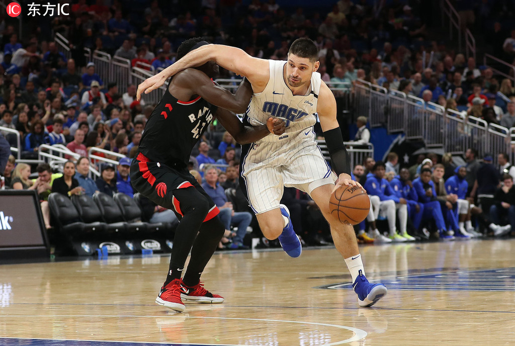 勇士轻取猛龙，武切维奇刷新纪录