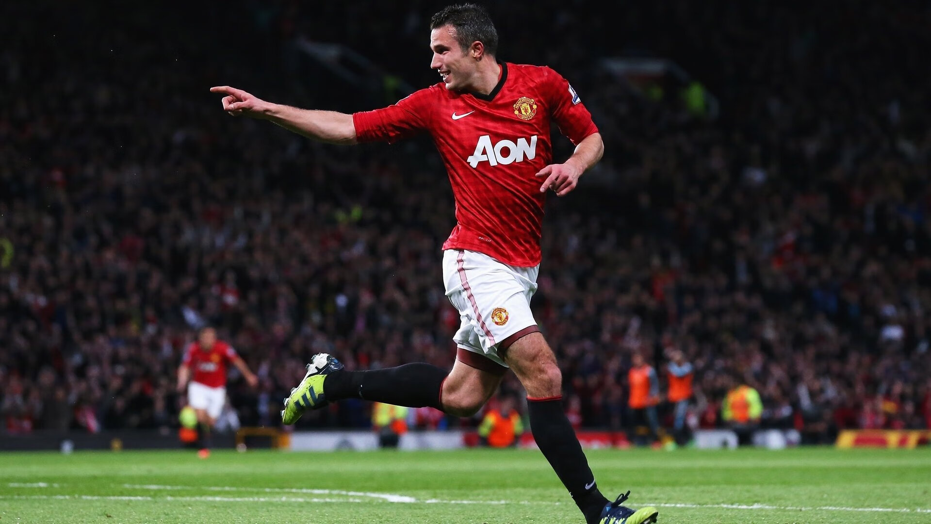 波兰鏖战埃及,楚阿梅尼成为全场焦点,一粒进球背后的文明碰撞