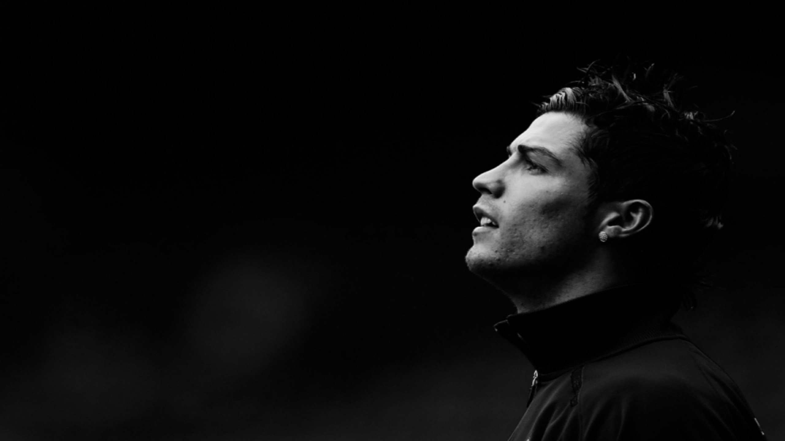 爱游戏下载-沙漠绿洲崩塌，越南碾压沙特，穆西亚拉引领德意志战车挺进2026世界杯G组巅峰